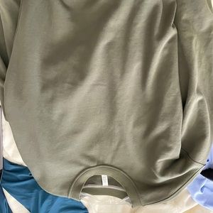 Lululemon crew neck
